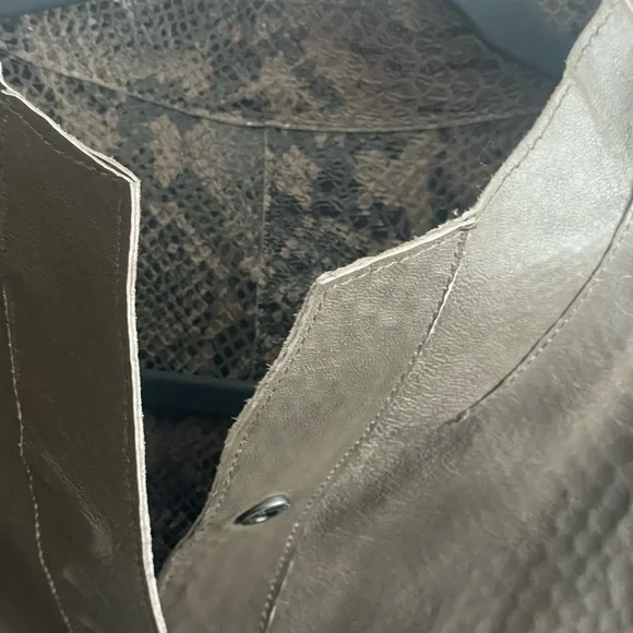 NWT Chico’s Leather Reversible Sze 0 Snakeskin - Picture 10 of 10